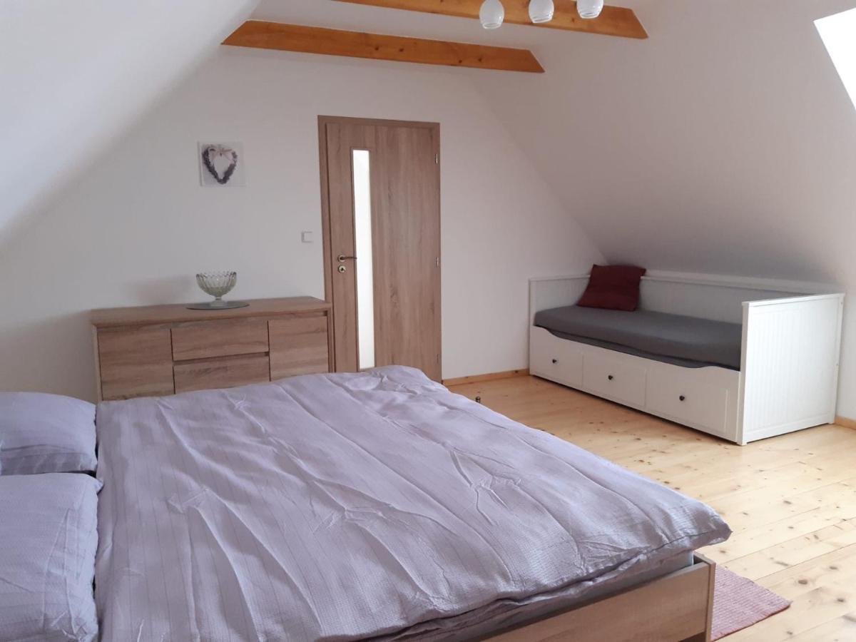 Appartement Martinuv Dvur à Plzeň Extérieur photo