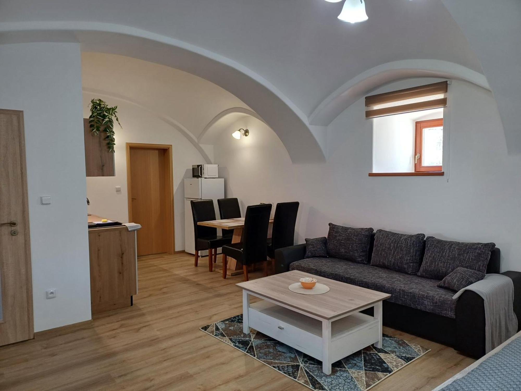 Appartement Martinuv Dvur à Plzeň Extérieur photo