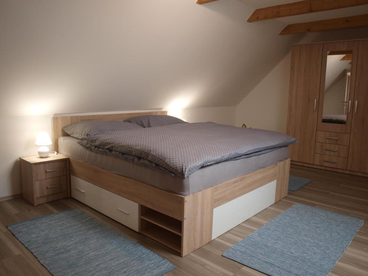 Appartement Martinuv Dvur à Plzeň Extérieur photo